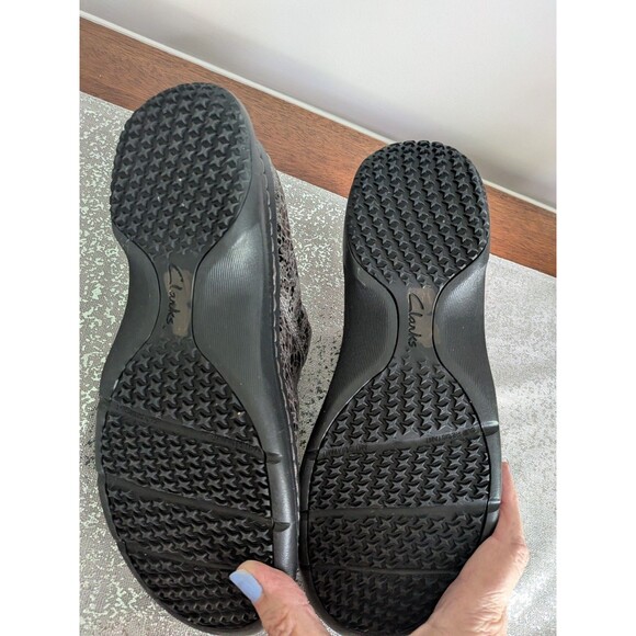 Clarks Pro Clog Womens 9 M Professional Gunmetal Gray Shimmer Leather Shoe Comfy - Picture 7 of 10